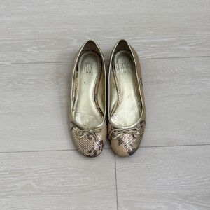 Pelle Moda Gold Snake Print Flats